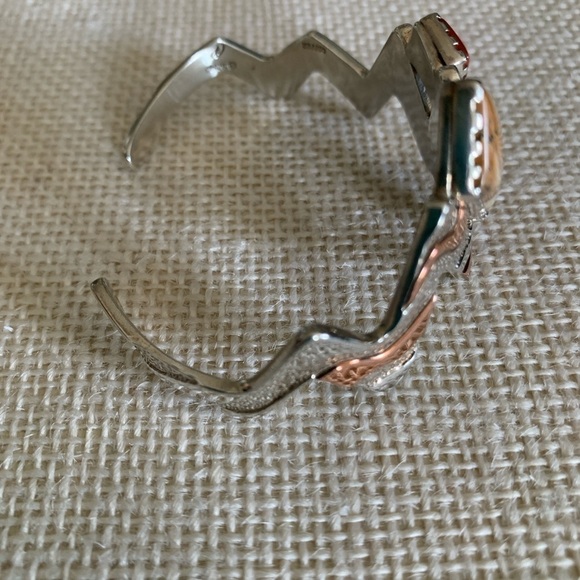 Sincerely Southwest Utah Four Corners Series Sterling Silver Cuff - Picture 6 of 8